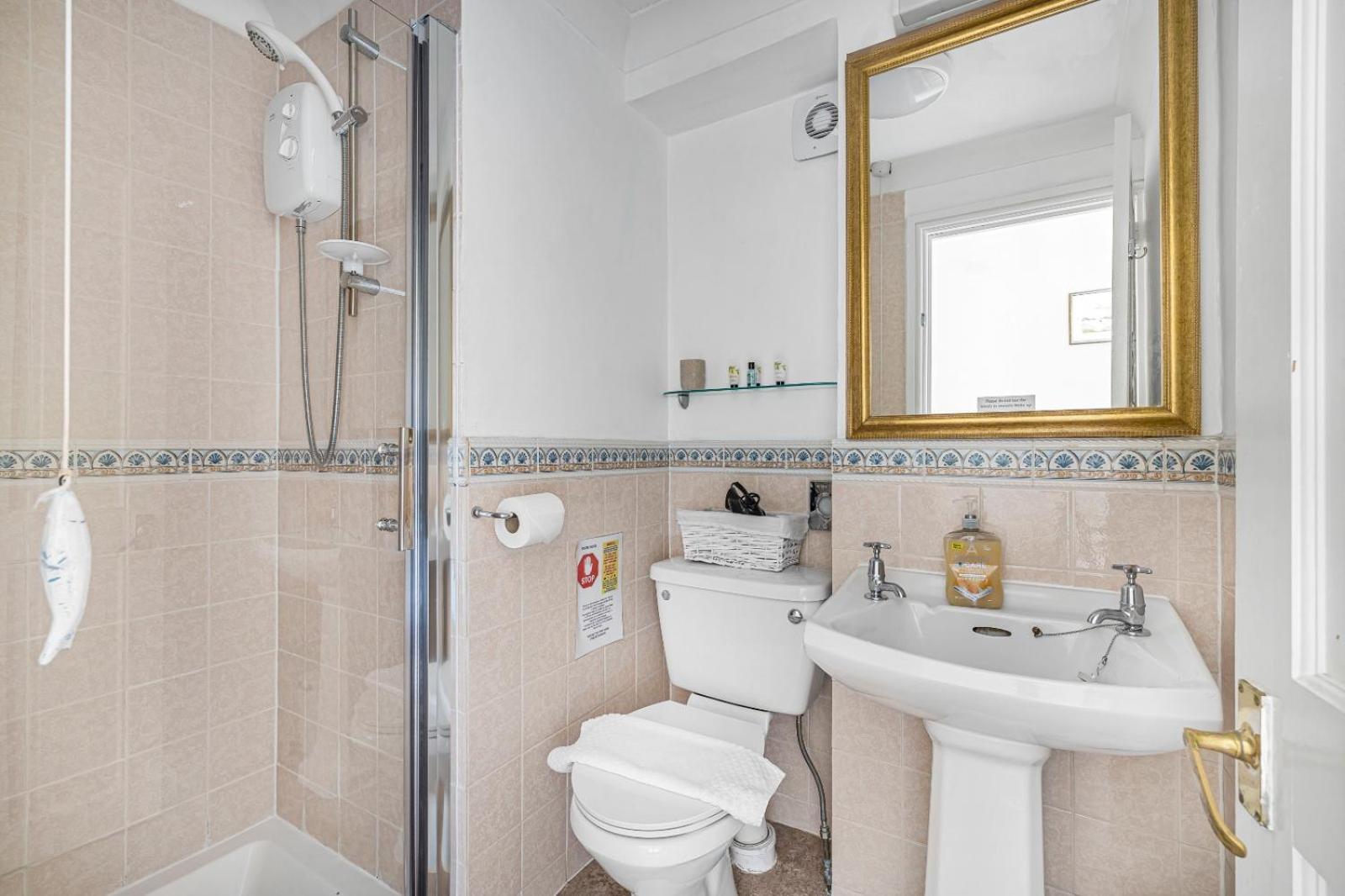 Summerlands Guest House Торки Экстерьер фото