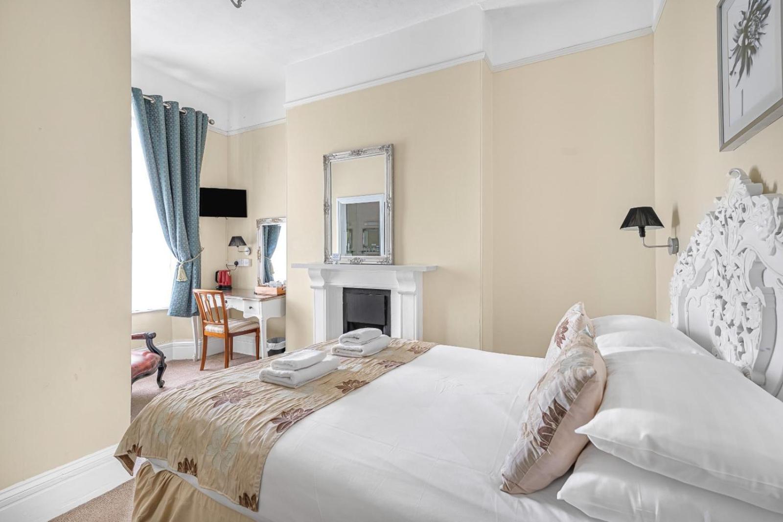 Summerlands Guest House Торки Экстерьер фото